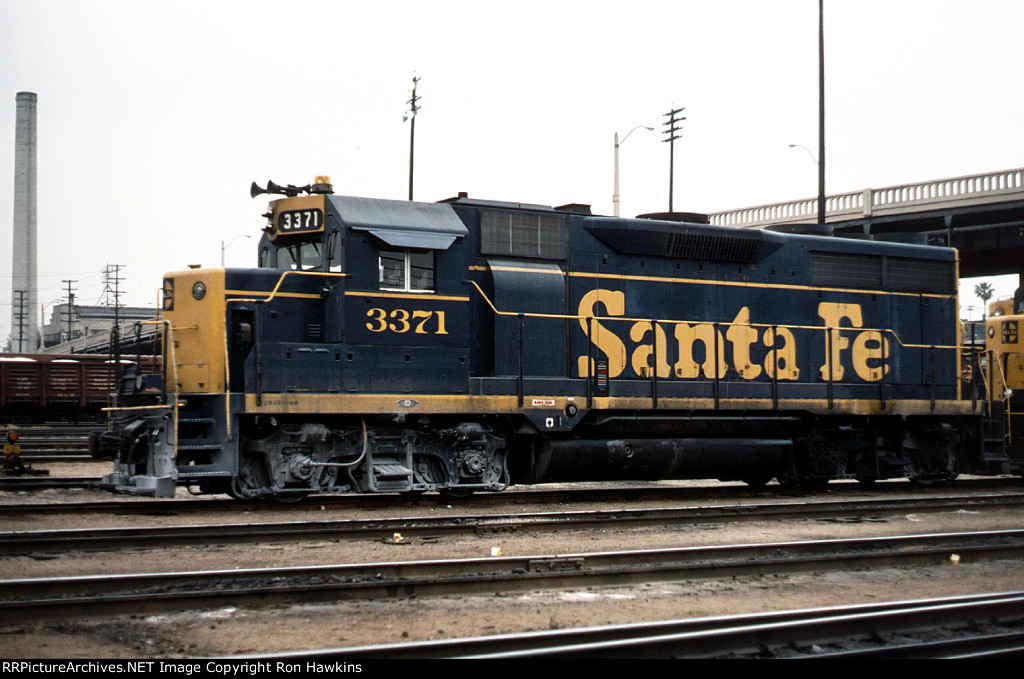 ATSF 3371 (REPOST)